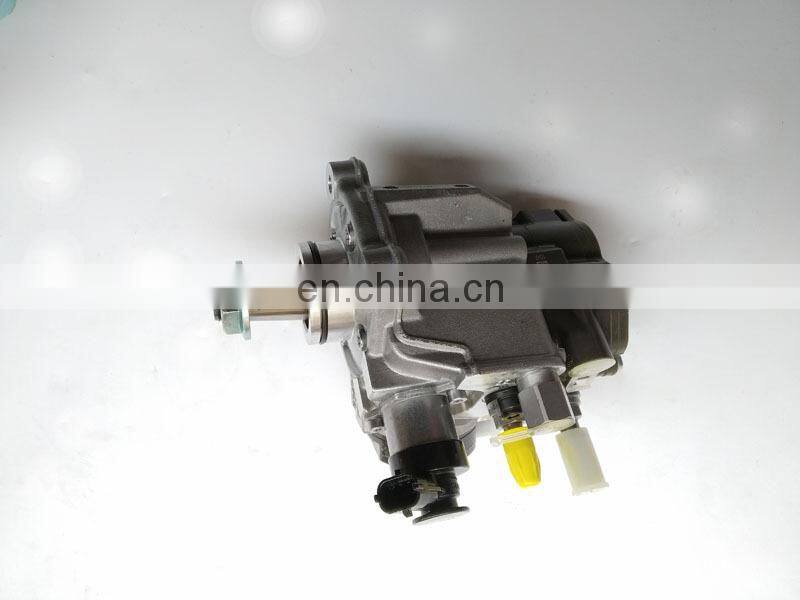Genuine ISF3.8 Fuel Injection Pump 5303387 0445020517