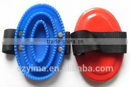 plastic horse curry comb