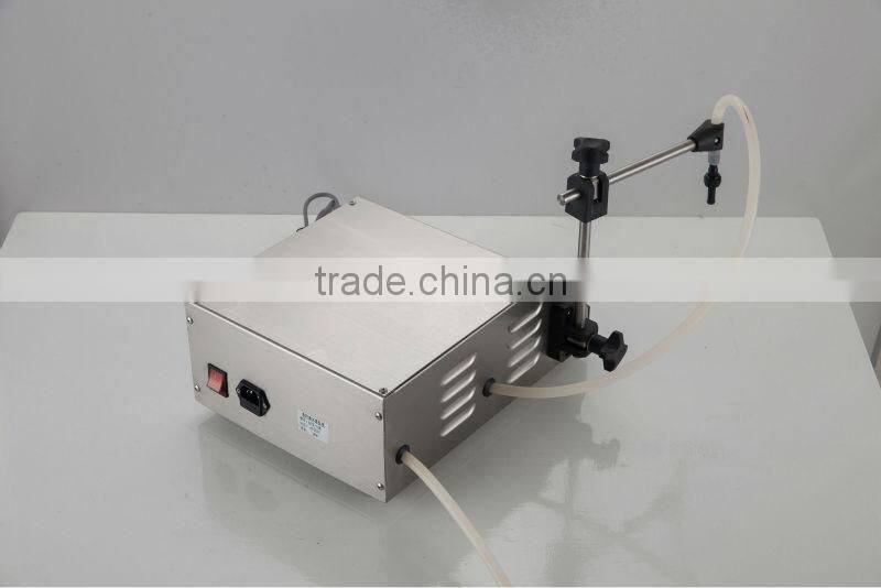 2015 new hot selling small-scale semi automatic liquid filling machine