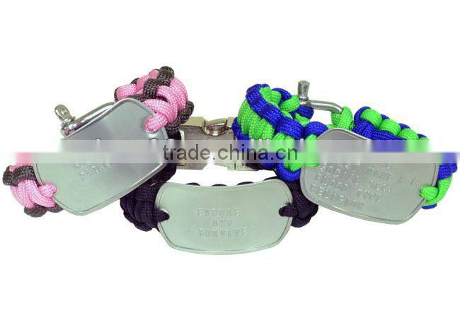 Cheap christmas woven paracord bracelet with logo