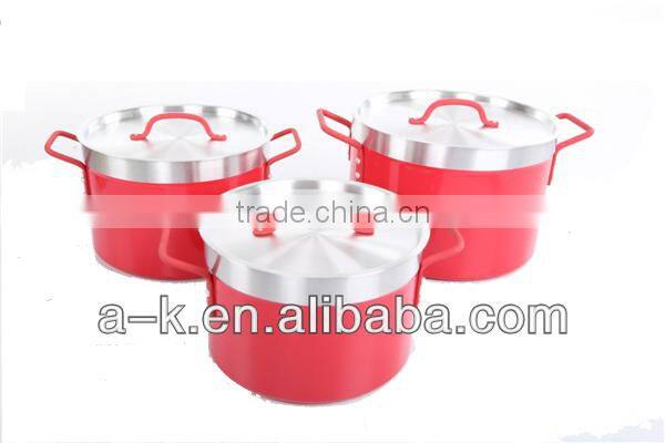 Red Colorful aluminum ceramic coated cookware set for sale / cooking pot