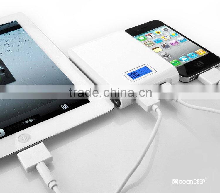 Led light indicatiors double usb cables portable power bank 5800mah convenient carrying power bank