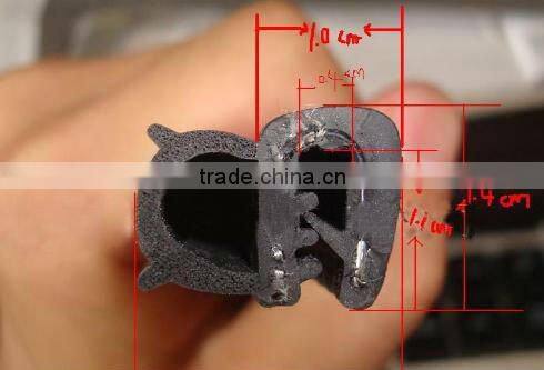 Bus rubber seal strip