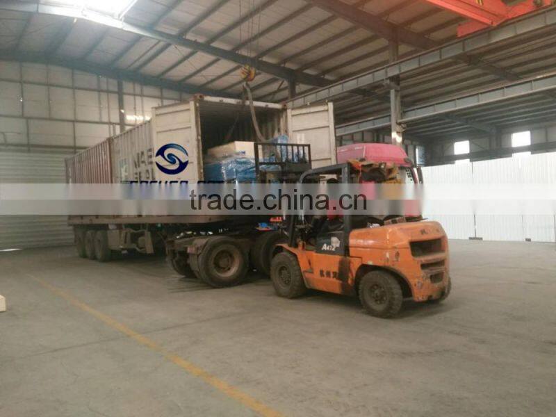 Welded wire mesh machine with roll mesh