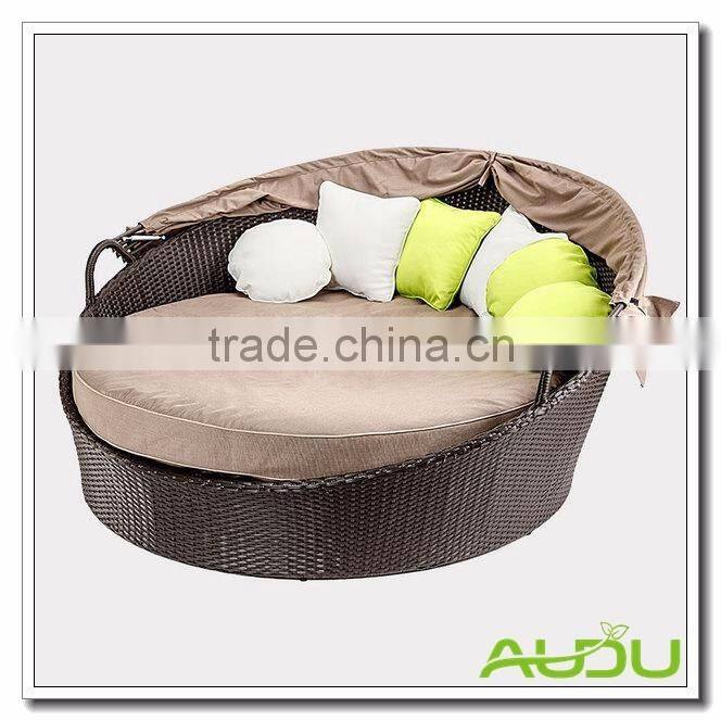 Audu Alibaba Hot Sale Professional Roof Wicker Beach Chair