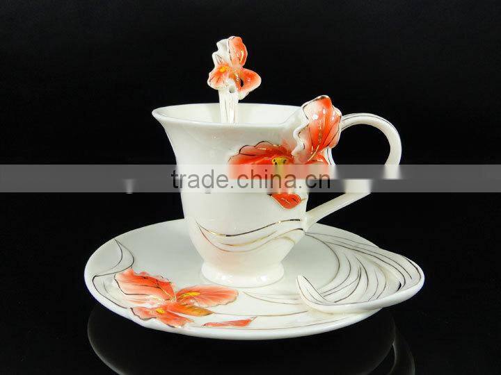 2015 New Bone China Ceramic Tea Cup And Saucer With Classical Flower Design