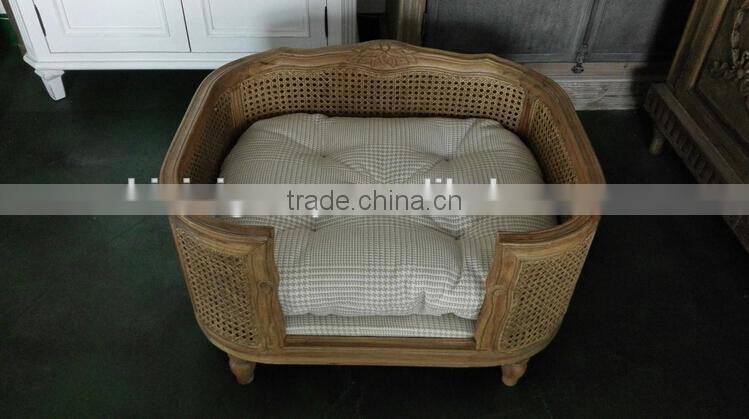 Bisini French style luxury rattan pet bed wholesale and retail - BF07-80119