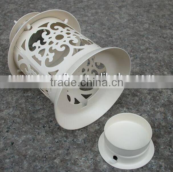 morden outdoor Metal Luminous Lanterns in whitecolor Candle Holder