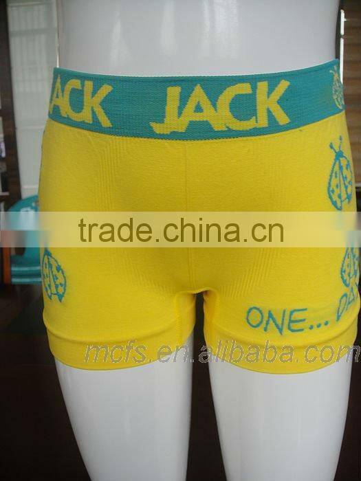 Comfortable seamless boy's cartoon boxer & briefs