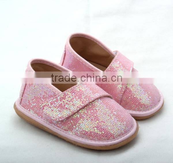 Girls leather shoe new squeaky children shoes