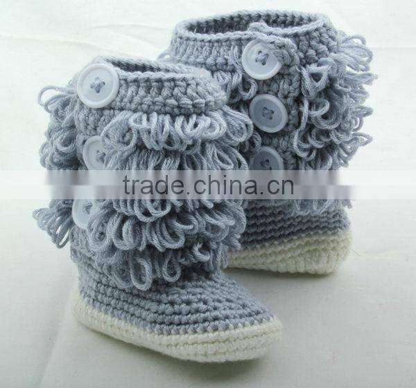 Alibaba china cheap price hand knitted baby booties