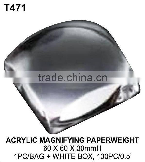 ACRYLIC MAGNIFYING PAPERWEIGHT