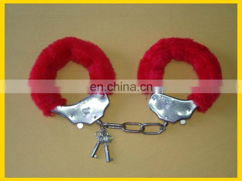 electronic crystal rhinestone handcuff with black / red / pink plush