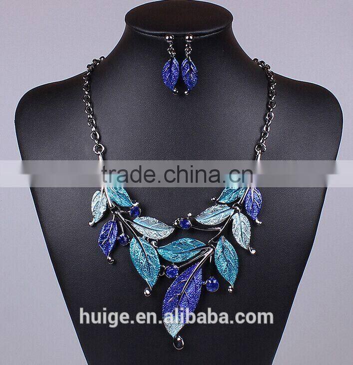 2015 Yiwu Jewellery High Quality The Maple Leaf Pendant Necklace