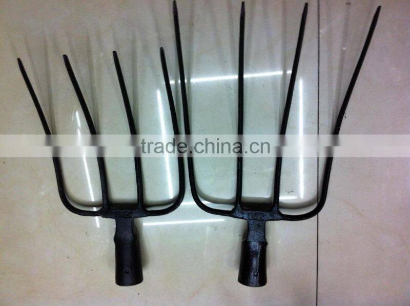 Garden tools forged steel pitch fork agricultural tool fork wood handle