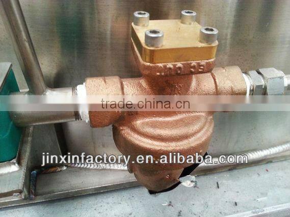 Cryogenic liquid CO2 storage tank