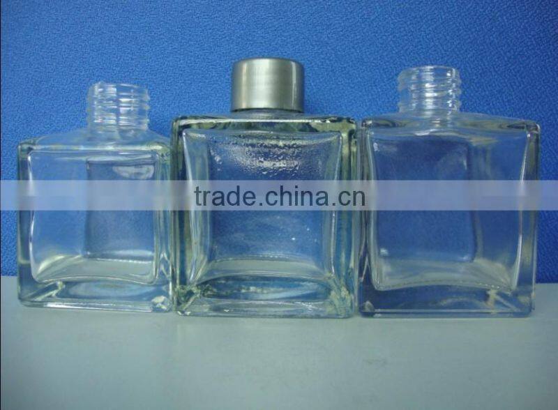 Classic square glass reed diffuser bottles with stopper cork