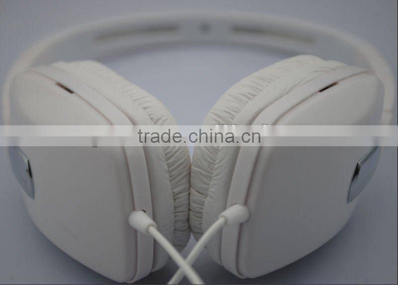2013 best sell headsets for S-822 headphone consumer electronics
