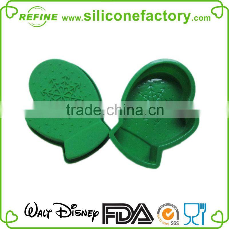 FDA & LFGB approved silicone Christmas glove shape cake molds