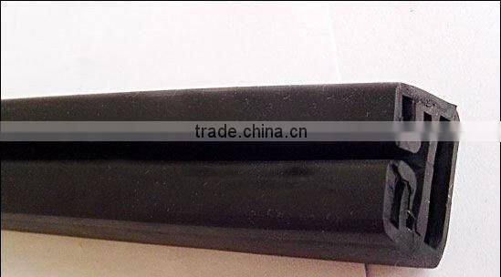 Auto glass window rubber seal