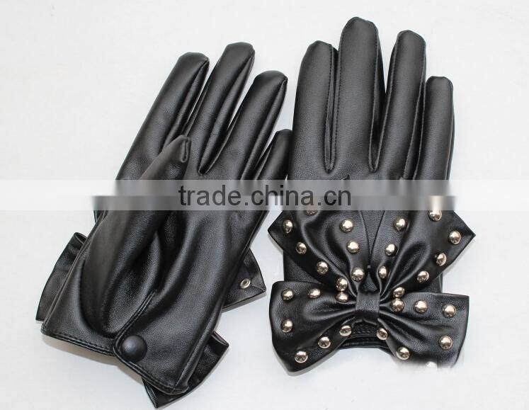 2015 New Arrival Winter Cycling Motorcycle Driving Lady Rivets Bowknot Soft PU Leather Gloves For Women Black Red