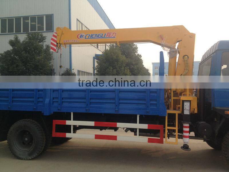 Dongfeng truck crane with 6-7T factory direct