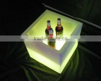 Wholesale cheap price lighting logo plastic portable party ice bucket