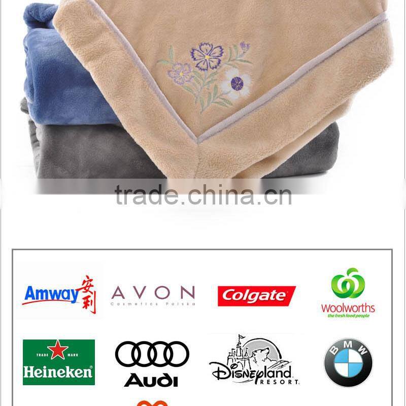 bear sheep embroidery new design comfortable flannel baby blanket