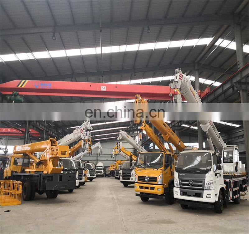 High quality used truck with crane