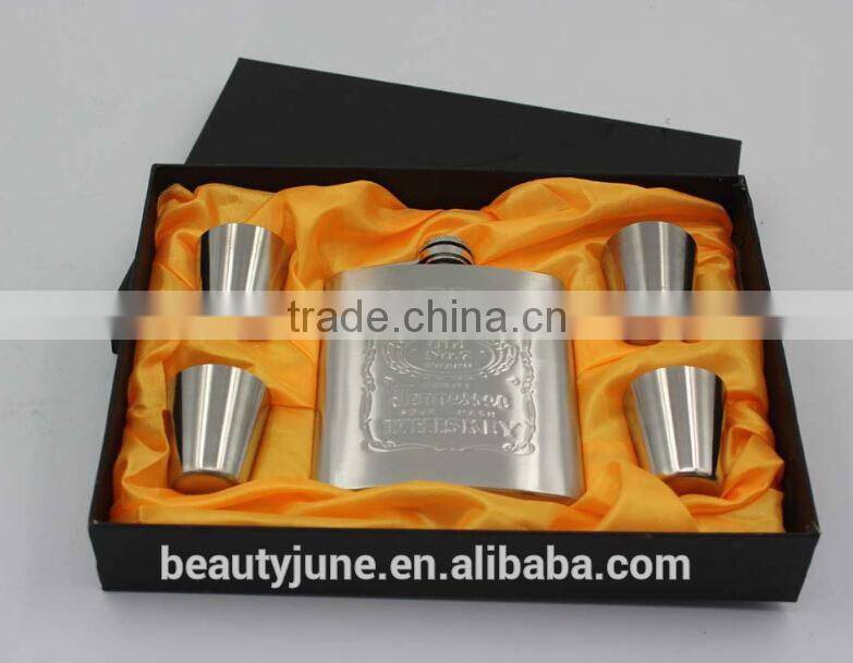 7 oz stainless steel hip flask gift set Portable Stainless Steel Wine Bottle Gift Box Pocket Flask ,Embossed Images