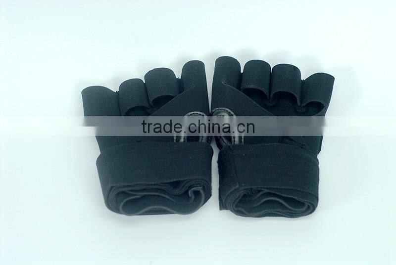 2016 Wholesale High quality UFC MMA Gloves Wining Sports Twins Fighting Training Grant Kickboxing Sparring Gloves In PU leather