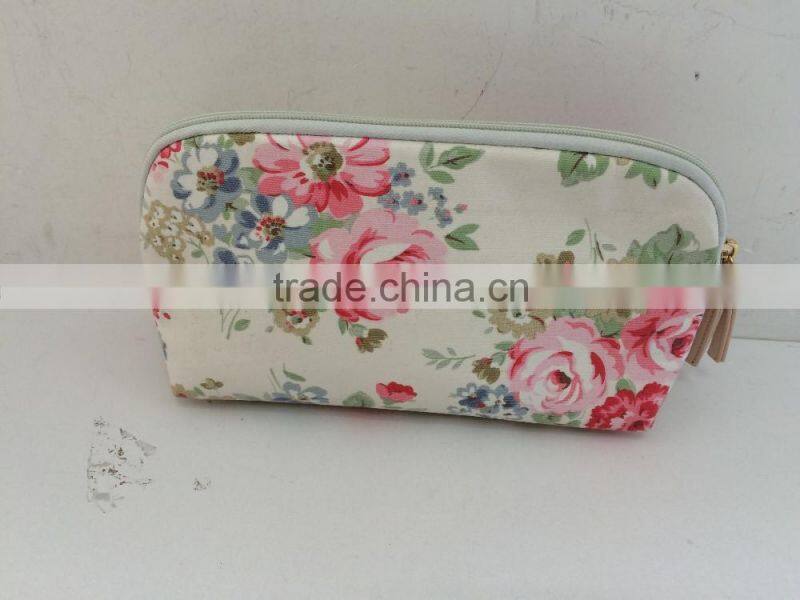 Pringted Canvas travel bag with cosmetic bag