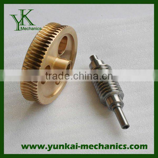 Gear worm and gear shaft in high precision machining part