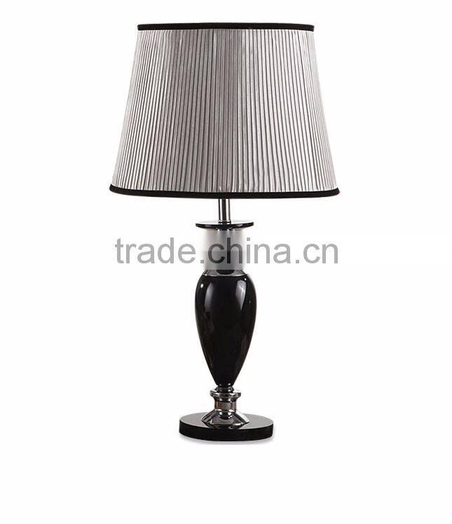 Vase shape black K9 crystal table lamp with lampshade