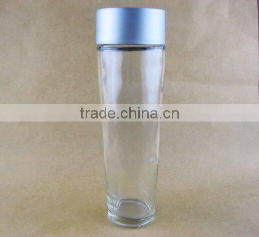 clear glass water bottle with lid / glassware