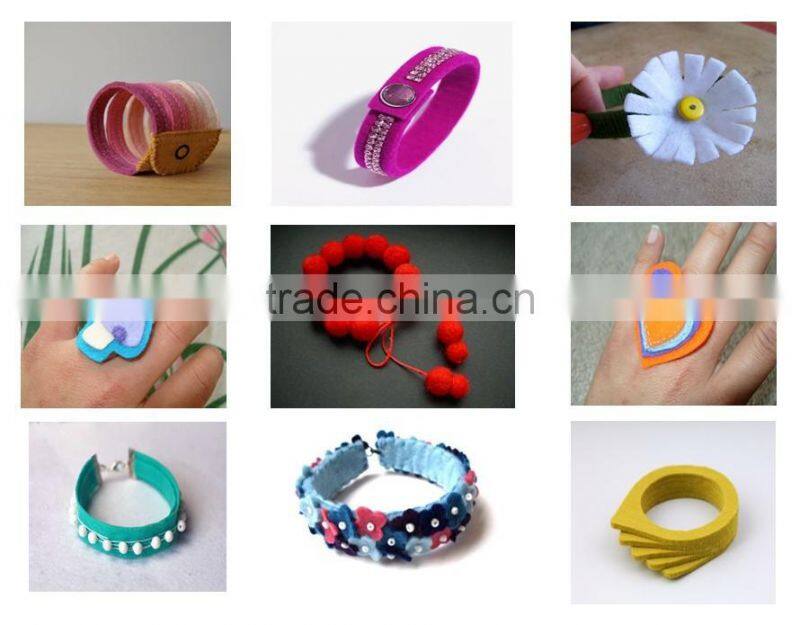 Hot best selling new products alibaba china fabric bulk handmade diy custom felt red decorative christmas stocking holders