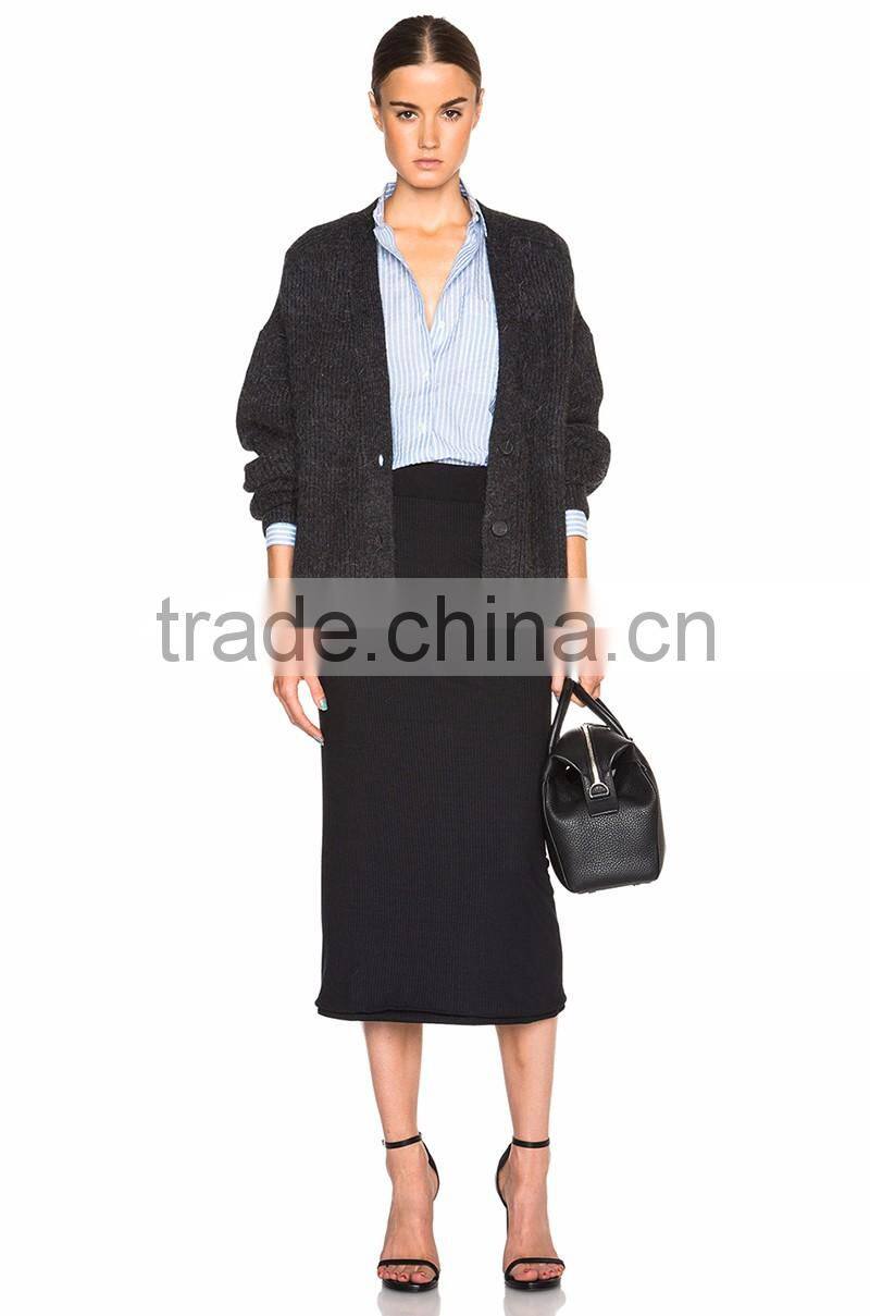 lady black back slit midi length tube skirt