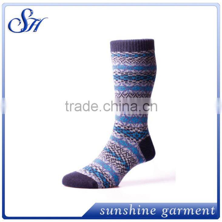 nice yiwu purchase agent for Fashion Socks