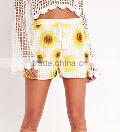 EY0576P 2016 latest summer casual retro pattern printed shorts women