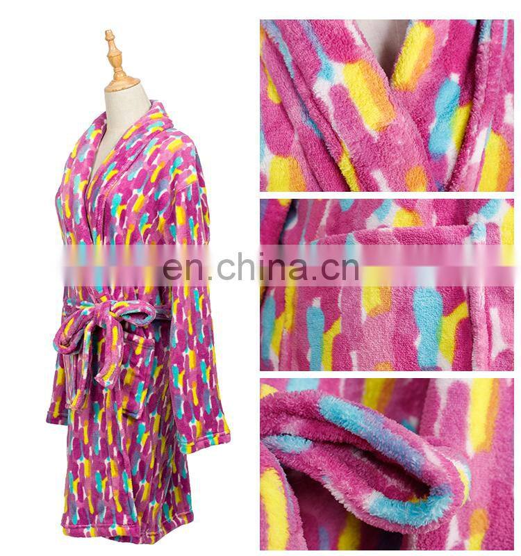 Wholesale Kimono Collar 100% Polyester Printed Super Soft Coral Bathrobe