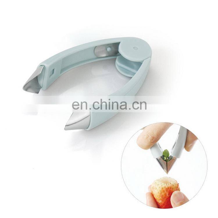 Amazon Hot Sell Kitchen Accessories Strawberry Stem Separator Fruit Corer Stalks Stems Remover Strawberry Huller