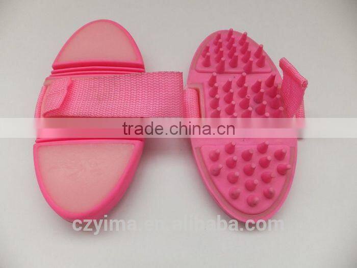 New ! multifunctional flexible brush with bristle for easy grooming