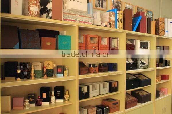 Display Deal Wood Cigar Humidor with Glass Top