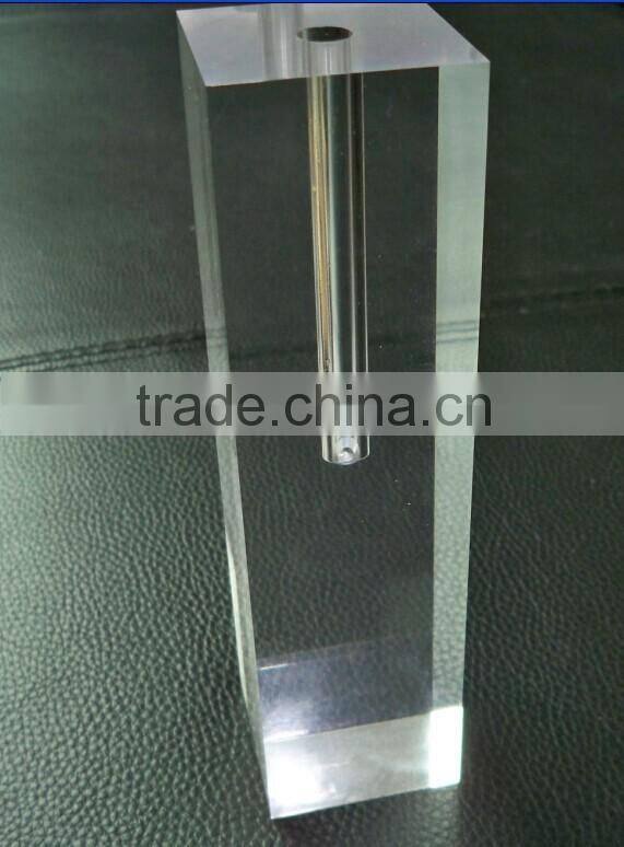 Good Polishing Transparent Plexiglass block in display racks