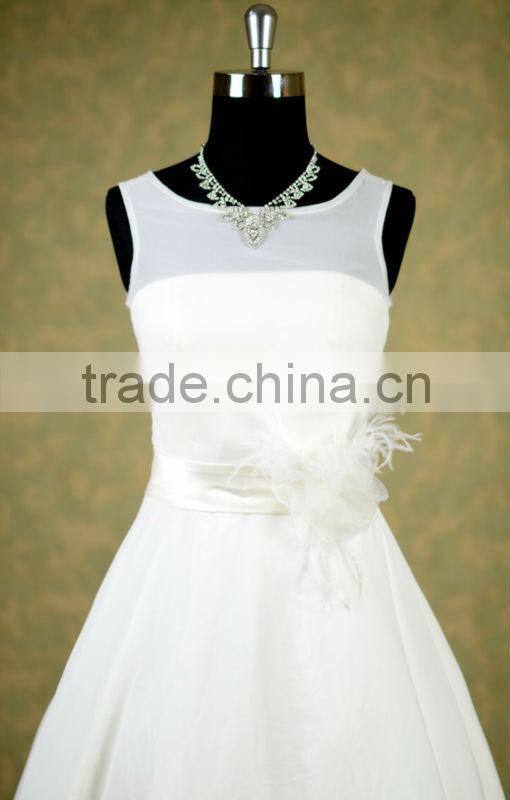 Chiffon wedding dress with 3/4 ( straight neckline )