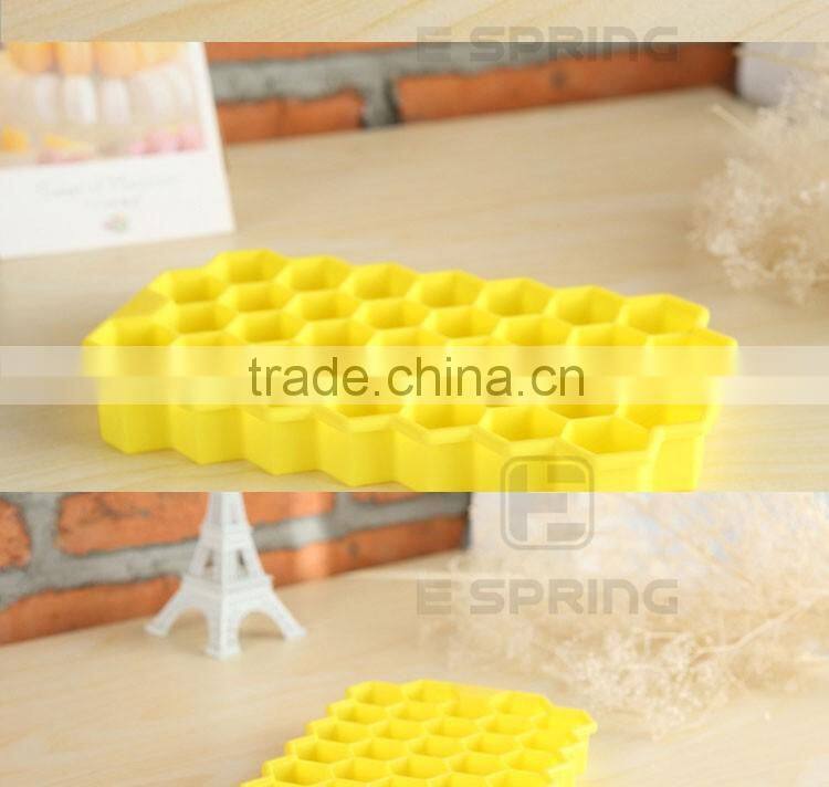 Summer honeycomb design ice tray silicone ice maker