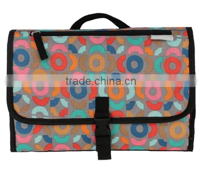 Convinient and Easy-to-carry Diaper Changing Mat