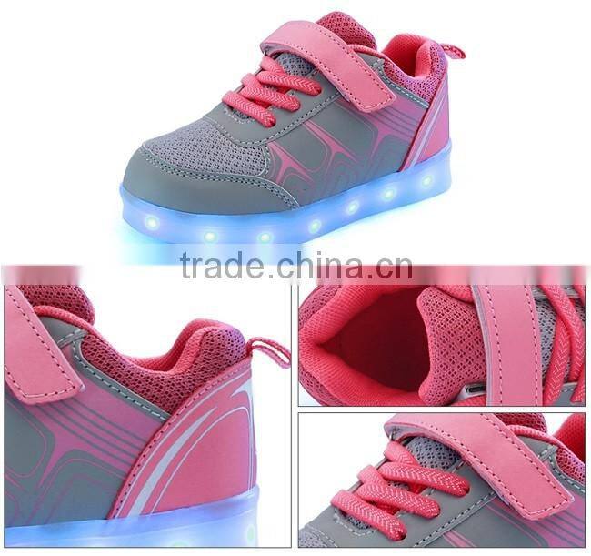 2016 Hot Selling wholesale shoe soles Rubber Kid Shoe LED Light Shoes