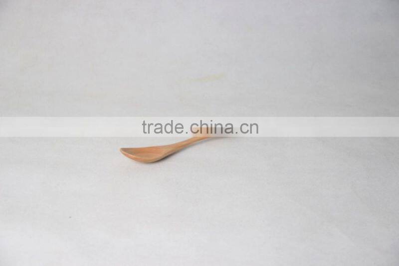 2016 wholesale cheap natural healthy flat wooden spoon