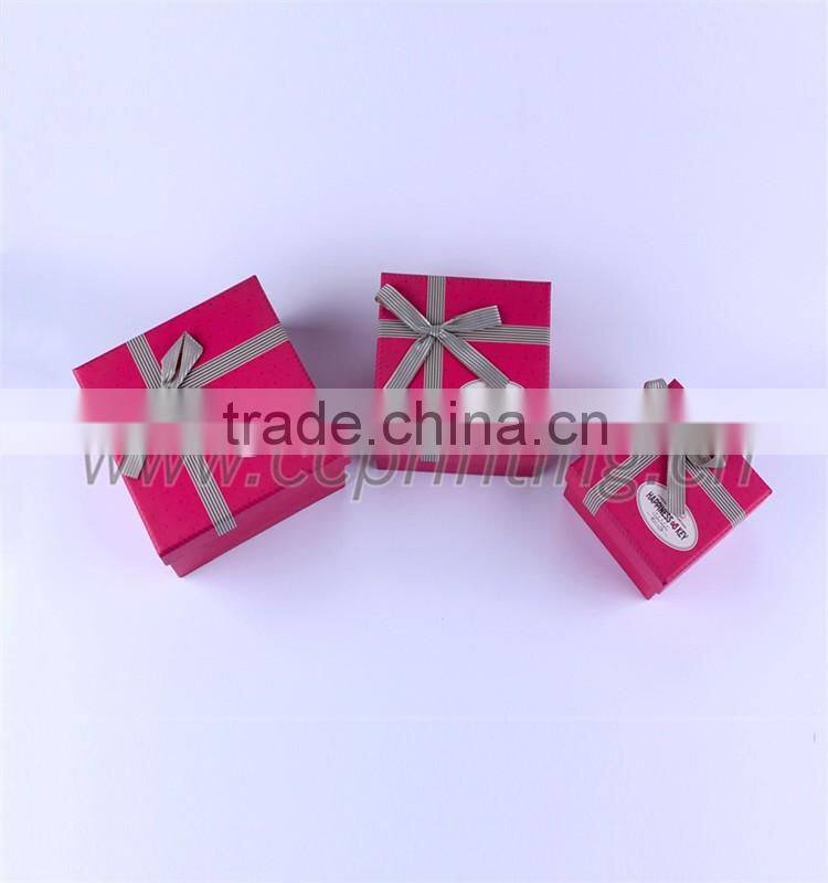 Beautiful gift box packaging and printing for christmas